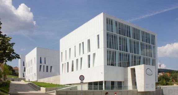 OCTOGON architecture&design magazin - A jövő névjegye