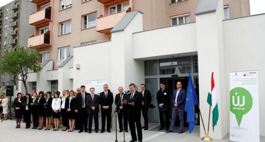 Több szempontból is egyedi Kormányablak nyílt Dunaújvárosban