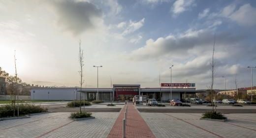 Megnyitott az INTERSPAR Szekszárdon