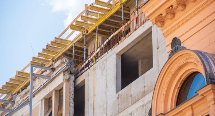 Megőrzi műemlékvédelmi homlokzatát az épülő fővárosi hotel