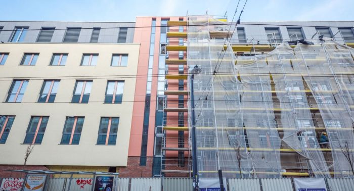 A téli idő ellenére sem álltak meg a Budai Irgalmasrendi Kórház munkálatai