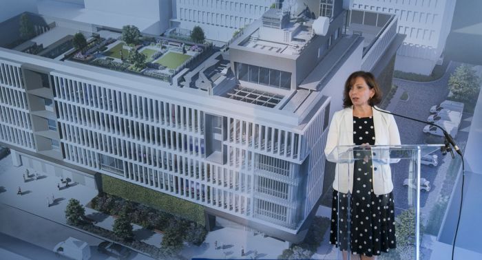 Új arcvonás a városon – lerakták az NMHH Visegrádi utcai műszaki épületbővítésének alapkövét