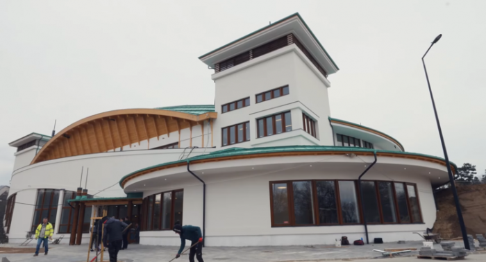 Régi vágy teljesül Gödöllőn és környékén: elkészült a versenyuszoda
